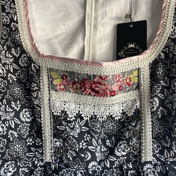 Classic the Fashion Design Everyday-Fancy Dress - Picture 3 of 8